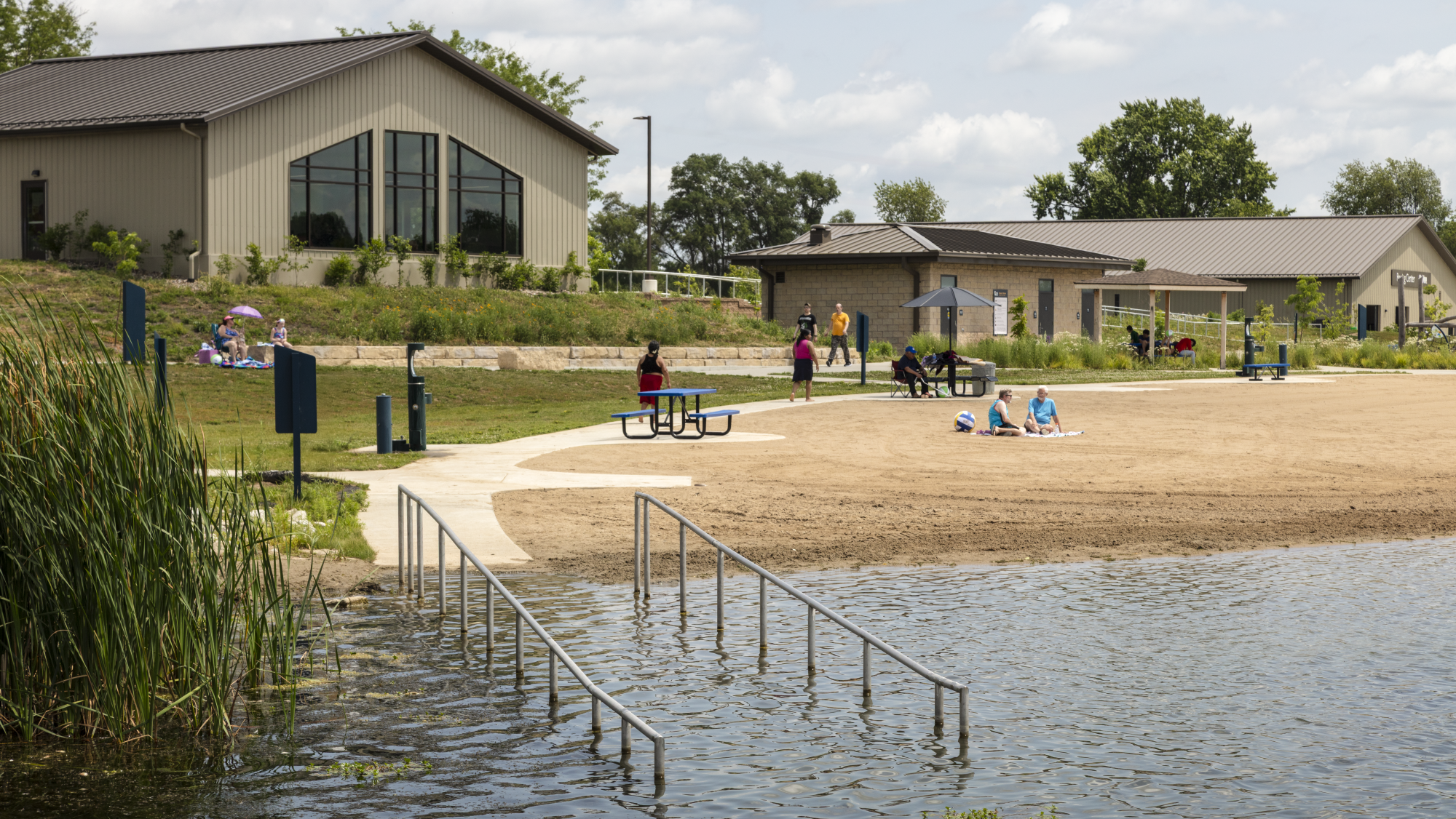 Easter Lake beach and ramp.